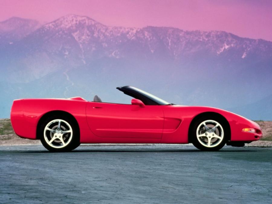  Chevrolet Corvette Convertible 1998 года  (фото 14 из 16)